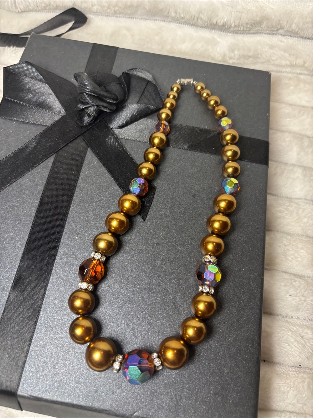 Vintage Bead Faux Pearl Necklace Iridescent Brown Gold Bronze Color 16”